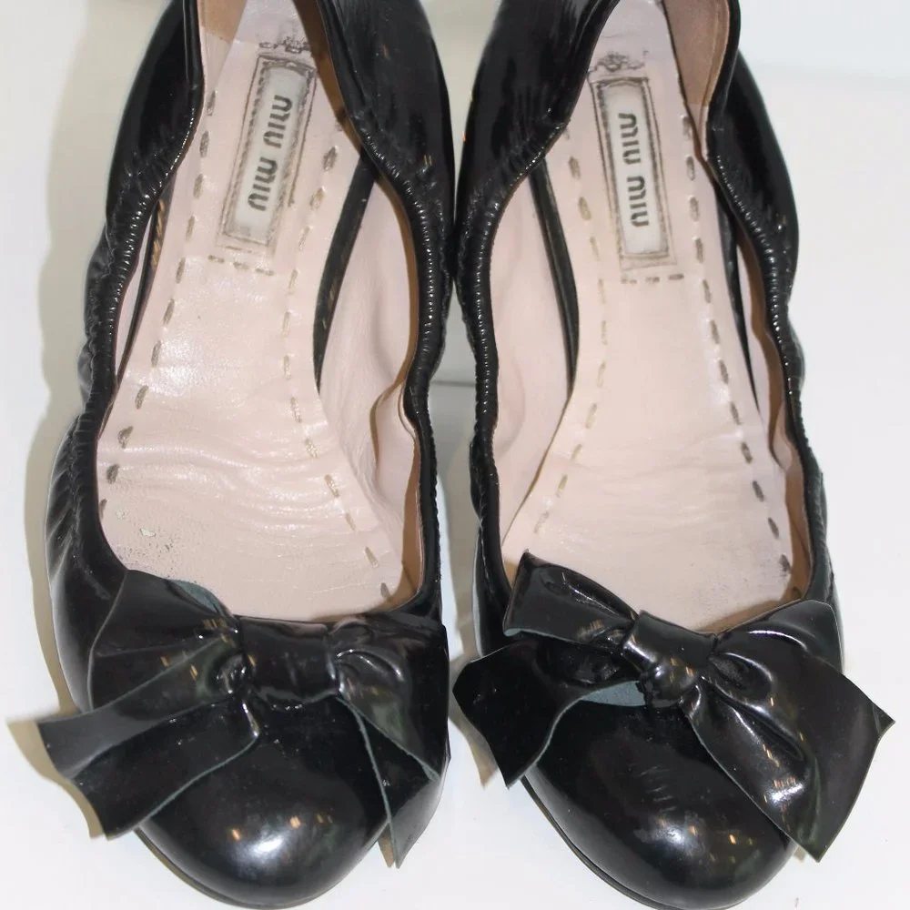 REDUCED MIU MIU Patent Leather Black w Bow Flats Embellished Heel 37 7